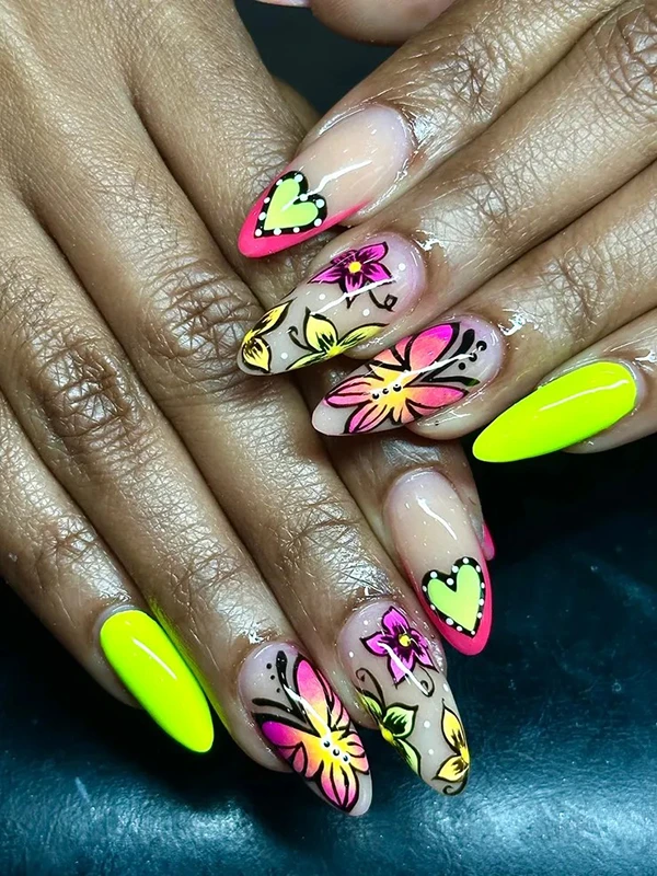 Heaven Foot Spa Nails Lounge