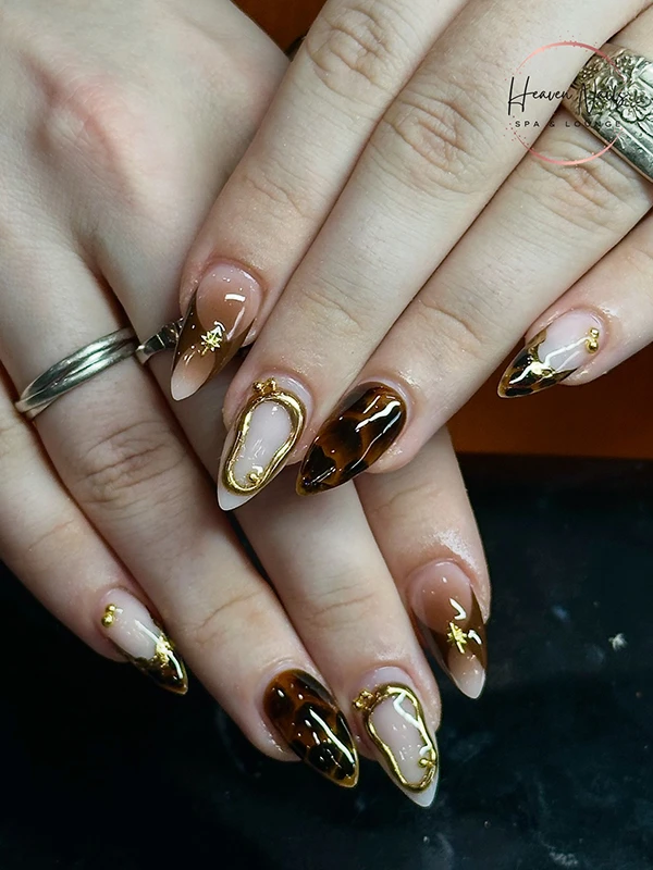 Heaven Foot Spa Nails Lounge