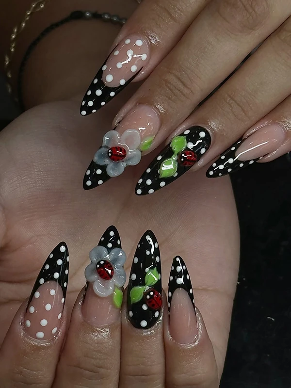 Heaven Foot Spa Nails Lounge